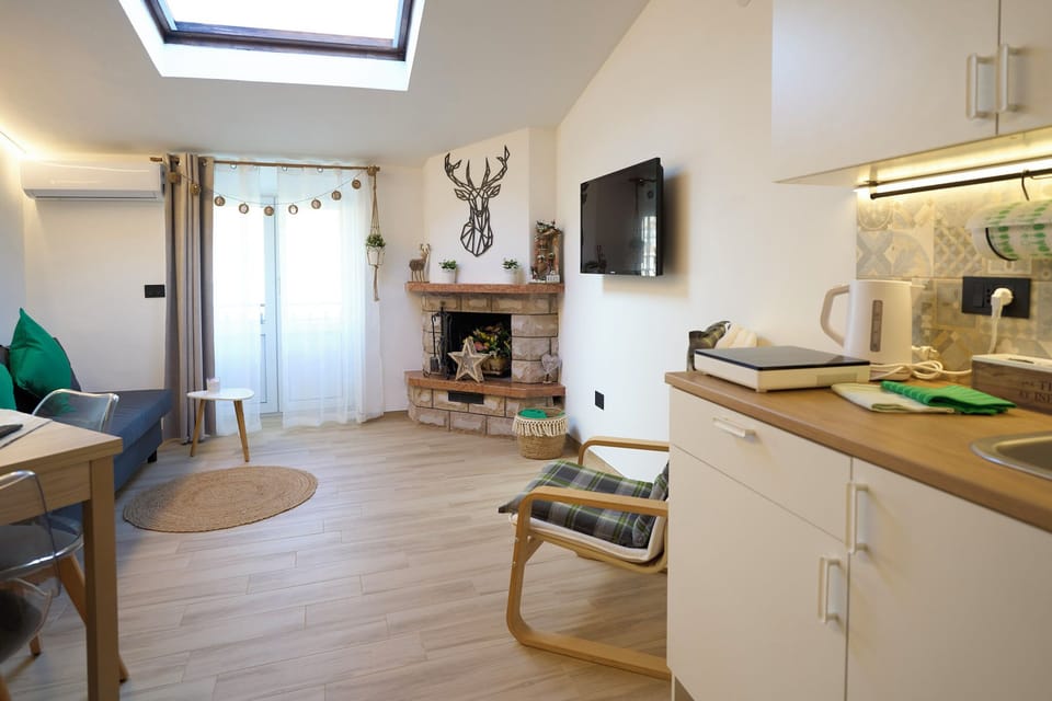 House, Balcony, Mountain View | Private kitchen
