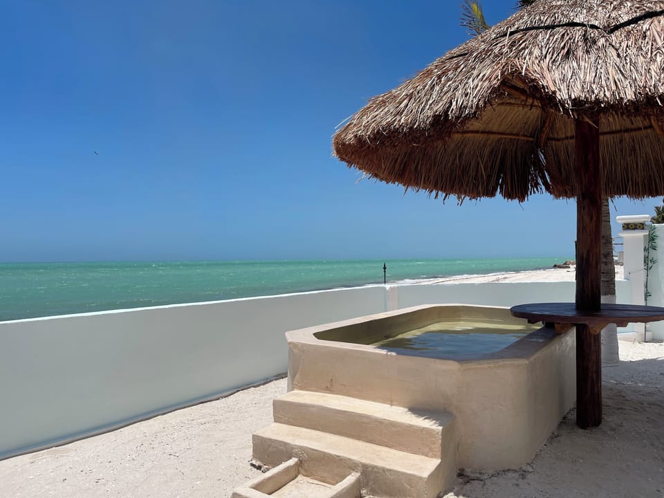 Outdoor spa tub