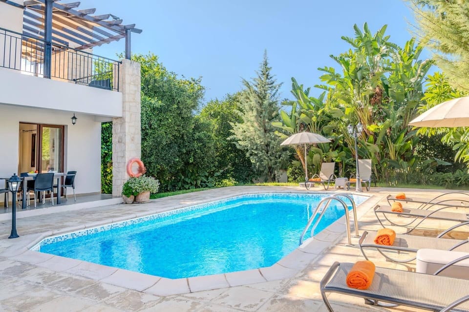 Villa Oliva image