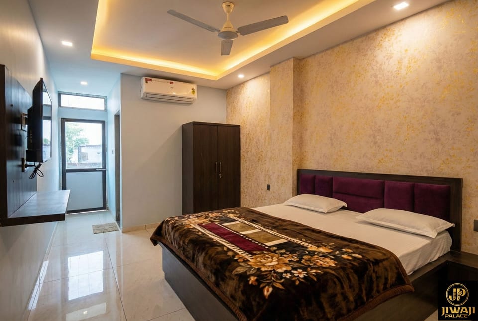Elite Double Room | WiFi (free)