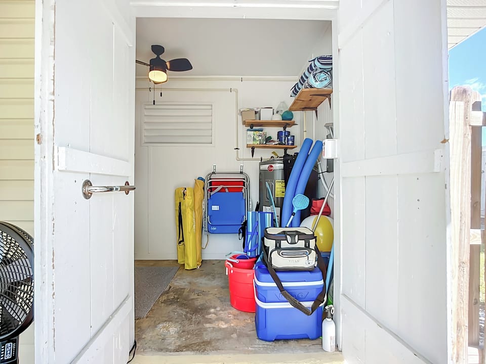 Laundry room- beach supplies