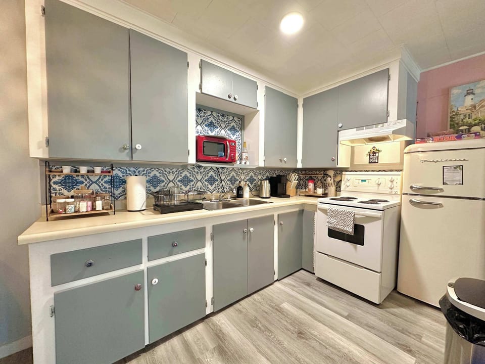 Fully Stocked Kitchen