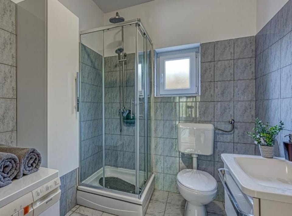 Villa (Four Bedroom Villa With Pool And Sea ) | Bathroom | Shower, towels