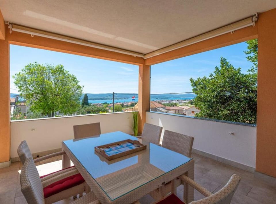 Villa (Four Bedroom Villa With Pool And Sea ) | Balcony