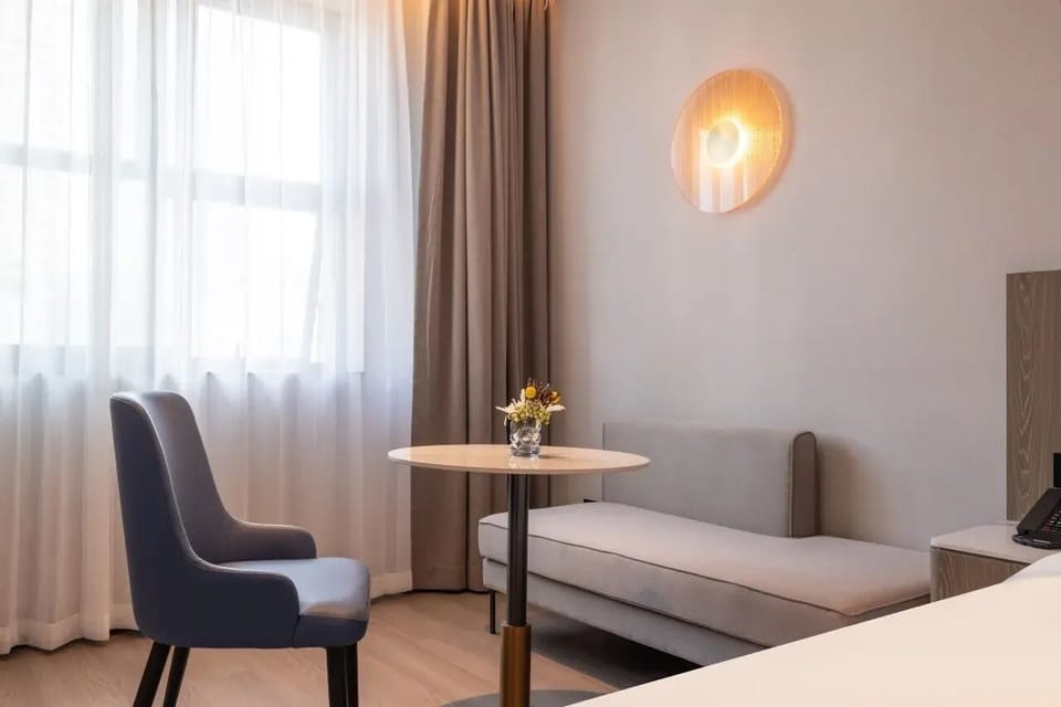 Premium Double Room | Iron/ironing board, free WiFi