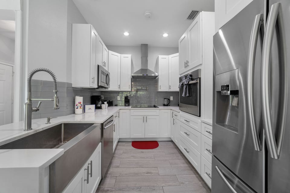 Villa (4 Bedrooms) | Private kitchen | Dishwasher, coffee/tea maker, electric kettle, highchair