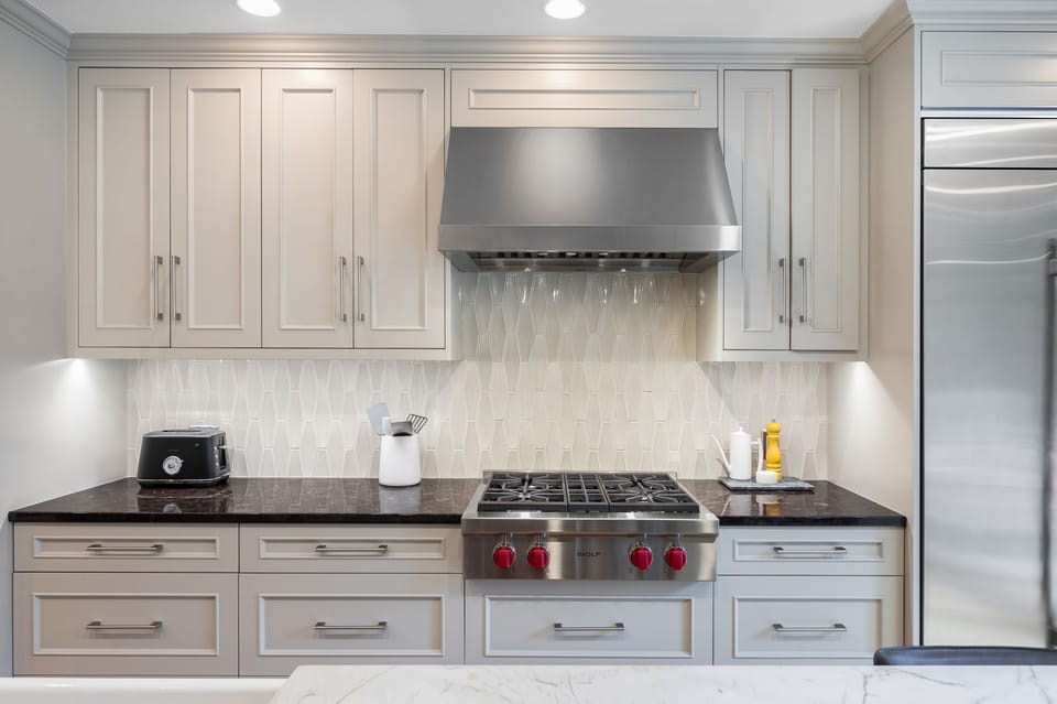 Gourmet kitchen 