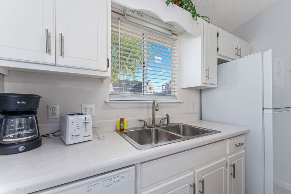 Fully Stocked Kitchen | Modern Appliances, Coffee Maker & Ample Storage