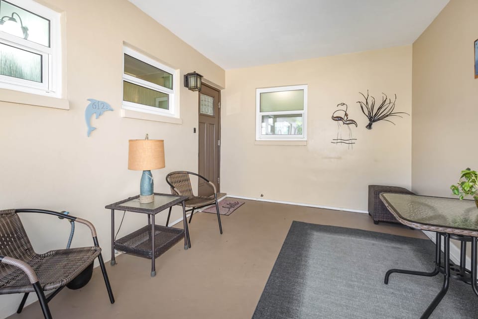 Front Entry Seating Area