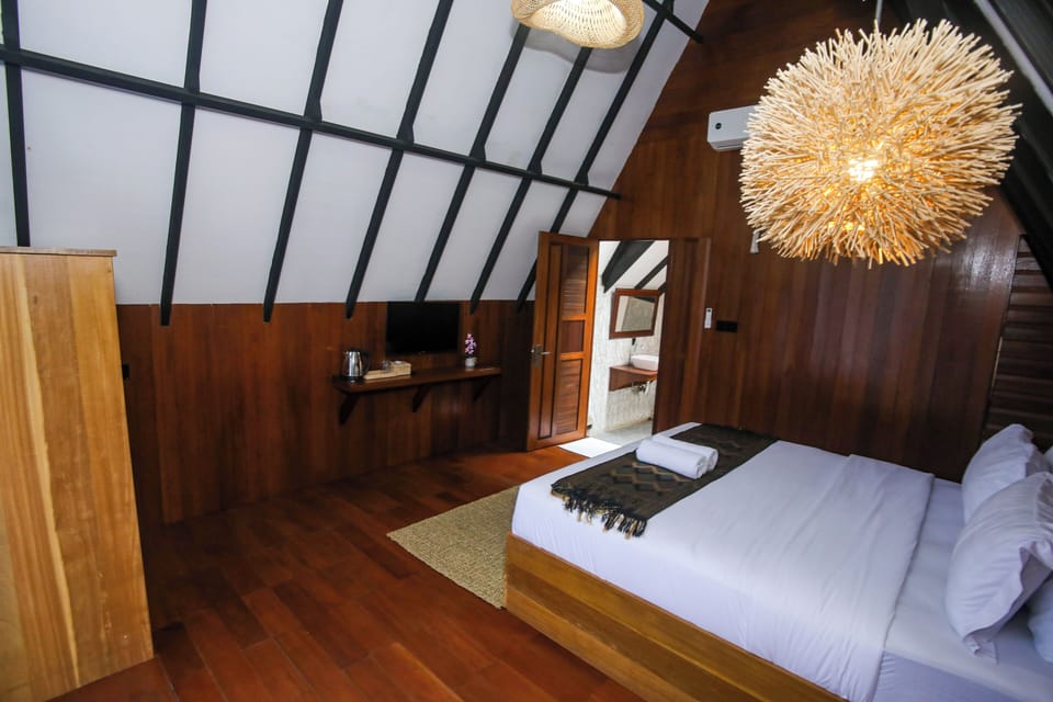 Traditional Double Room, Balcony, Park View | Free WiFi