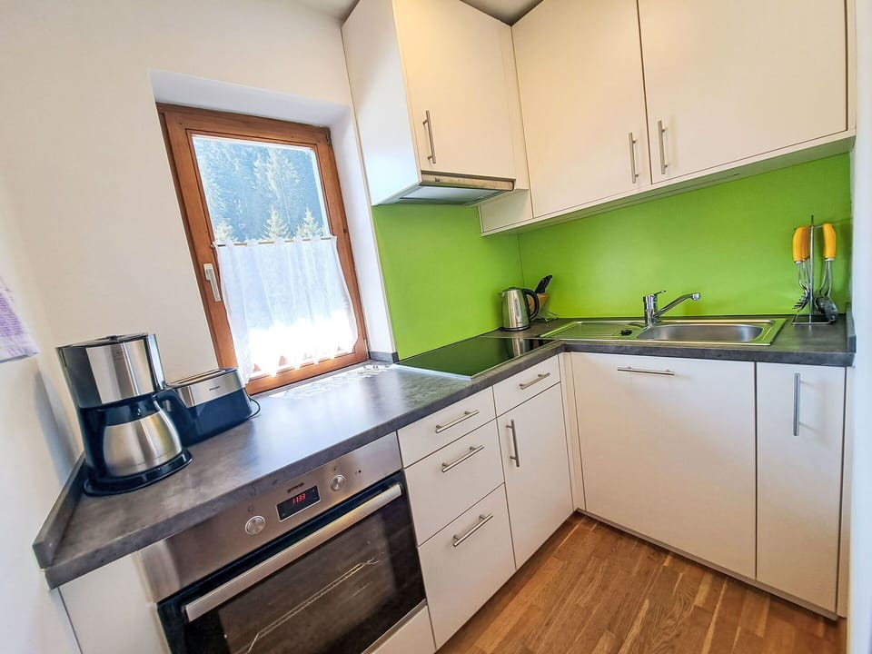 Wood, Flooring, Interior Design, Kitchen, Home, Floor, Furniture, Countertop, Kitchen Sink, Wood Flooring