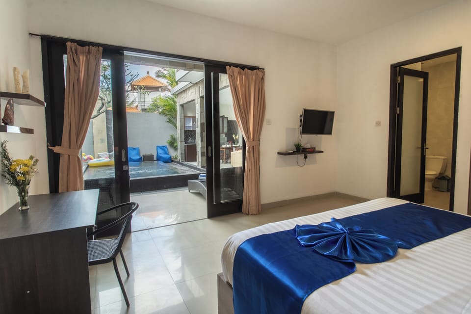 Comfort Villa | Iron/ironing board, free WiFi, bed sheets