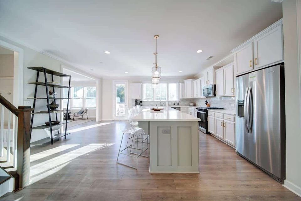 Flexible setup near Uptown Charlotte for both dining and workspace needs.