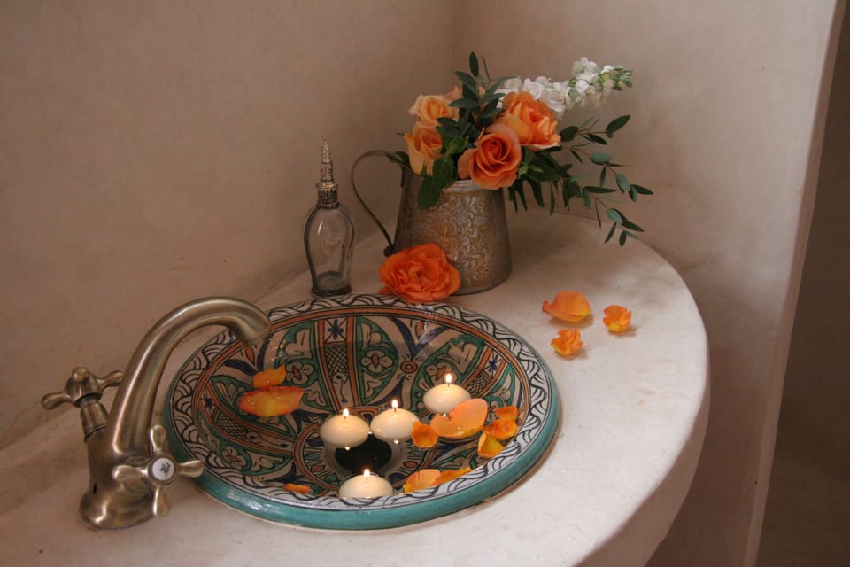 Turkish bath, body treatments, body wraps, body scrubs, facials