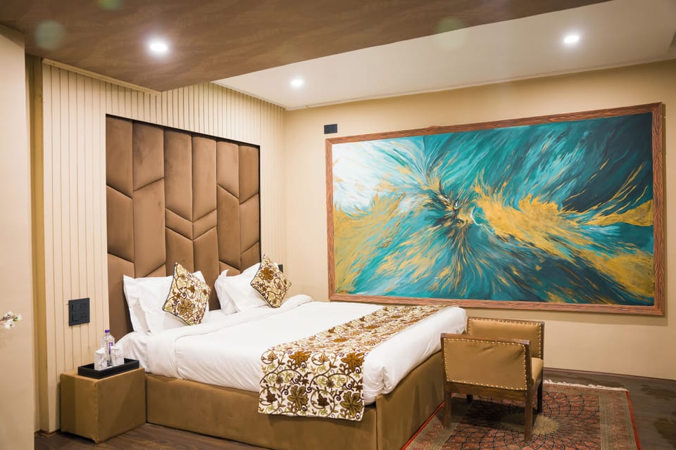Executive Double Room | Premium bedding, minibar, laptop workspace, free WiFi