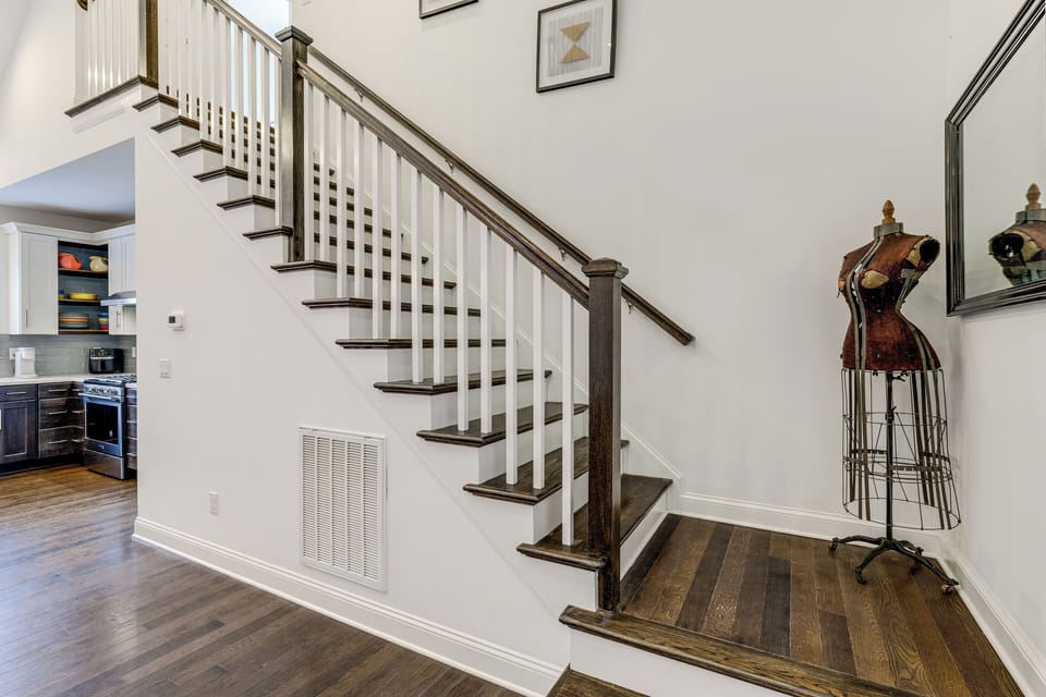 2nd Floor Access