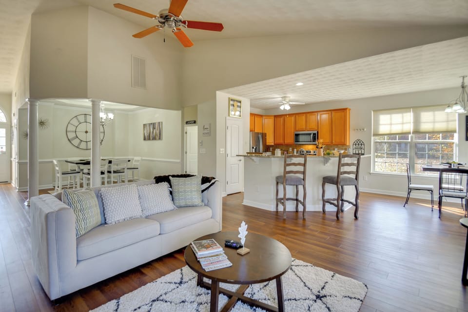 Living Room | Smart TV | 1st Floor