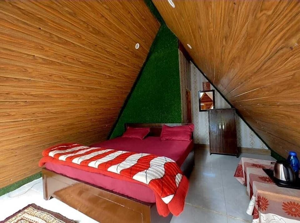 Deluxe Cottage, Balcony, Hill View | Free WiFi