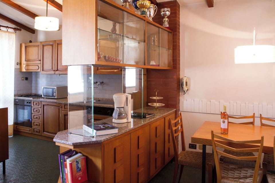Autumn, Kitchen, Spring, Summer