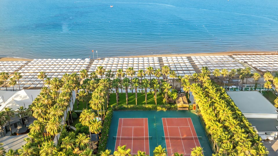 Tennis court