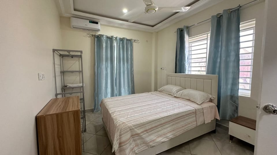 Apartment, Balcony, City View | Laptop workspace, iron/ironing board
