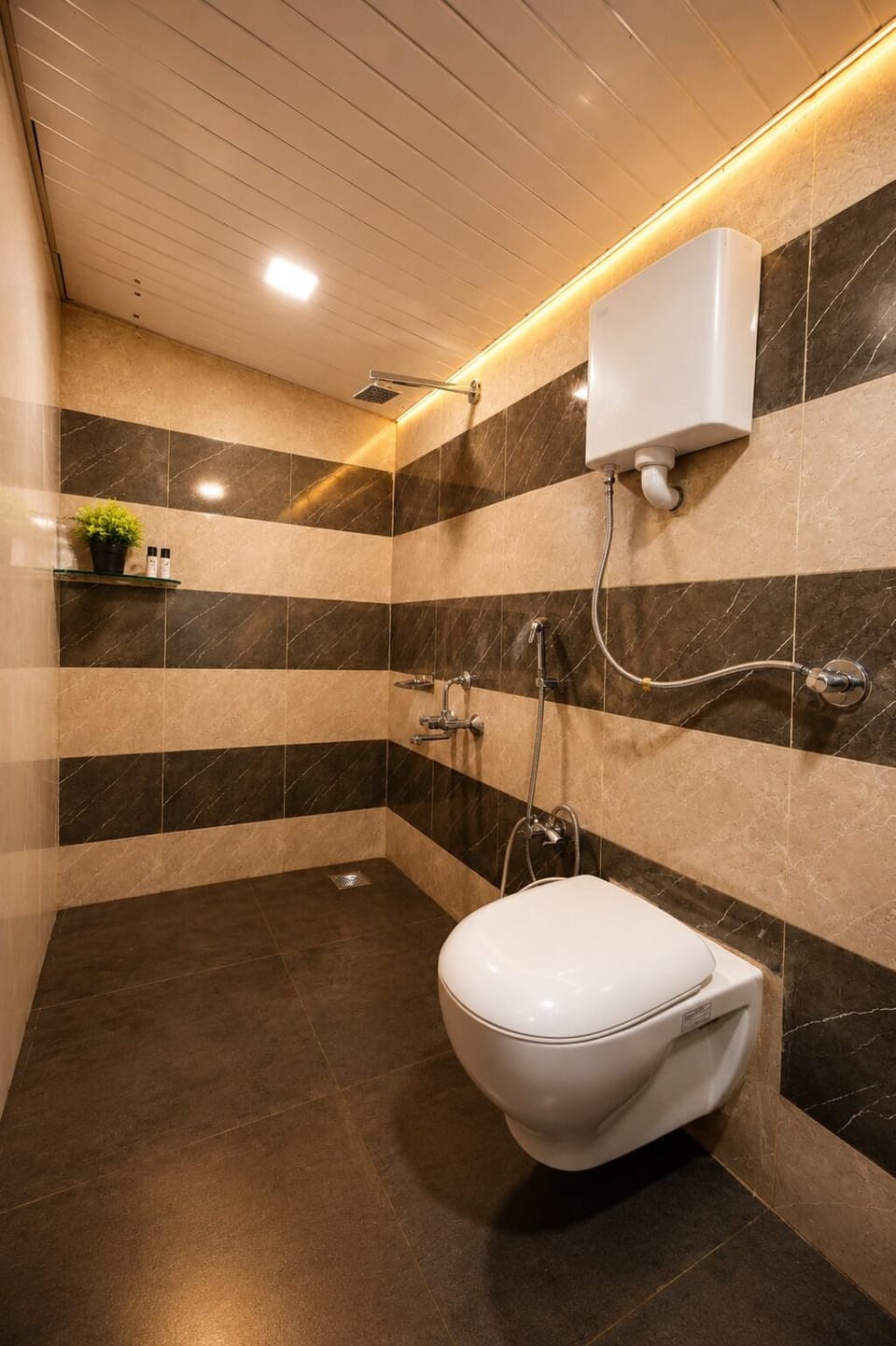 Wooden AC Cottage Four Bed | Blackout drapes, free WiFi, bed sheets