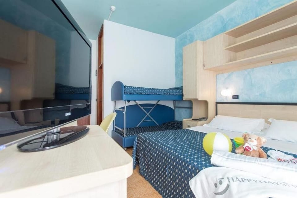 Quadruple Room, Balcony | In-room safe, blackout drapes, free WiFi