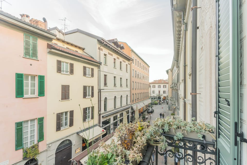 Apartment (1 Bedroom) | Balcony