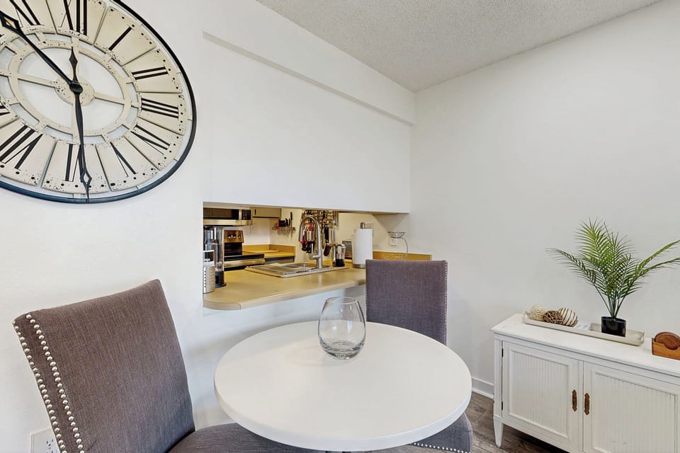 Apartment (1 Bedroom) | Interior