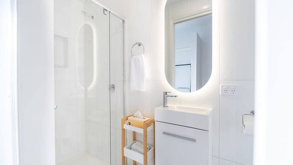 Nouvelle Studio | Bathroom | Shower | Vanity | Linen included
