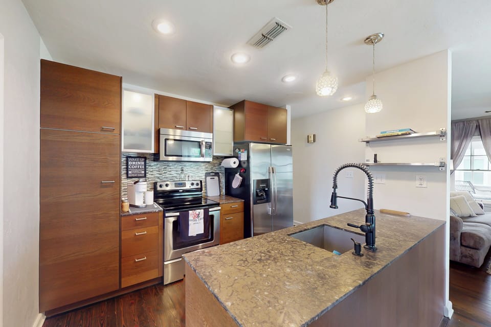 House (2 Bedrooms) | Interior