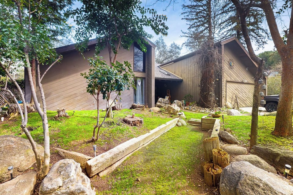 House (3 Bedrooms) | Front of property