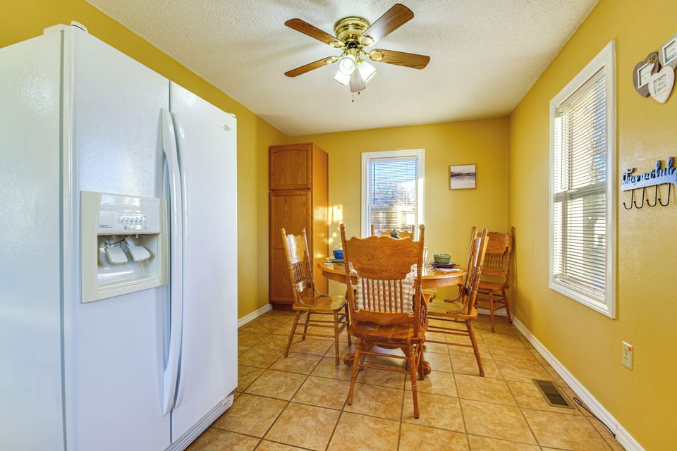 House (2 Bedrooms) | Interior