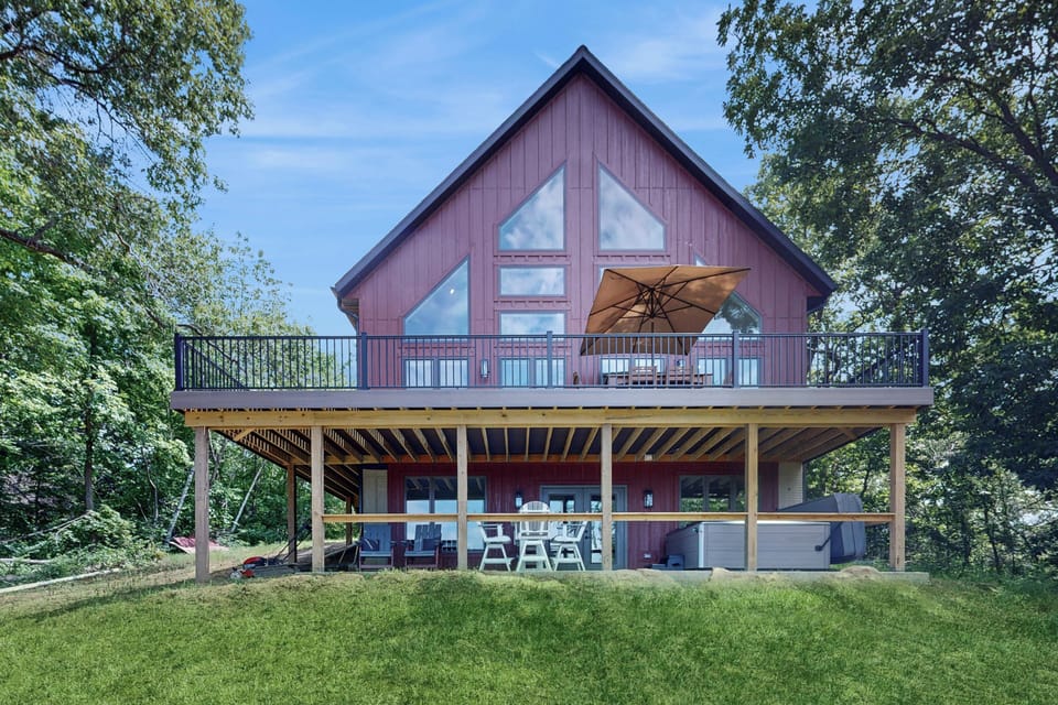 House (3 Bedrooms) | Front of property