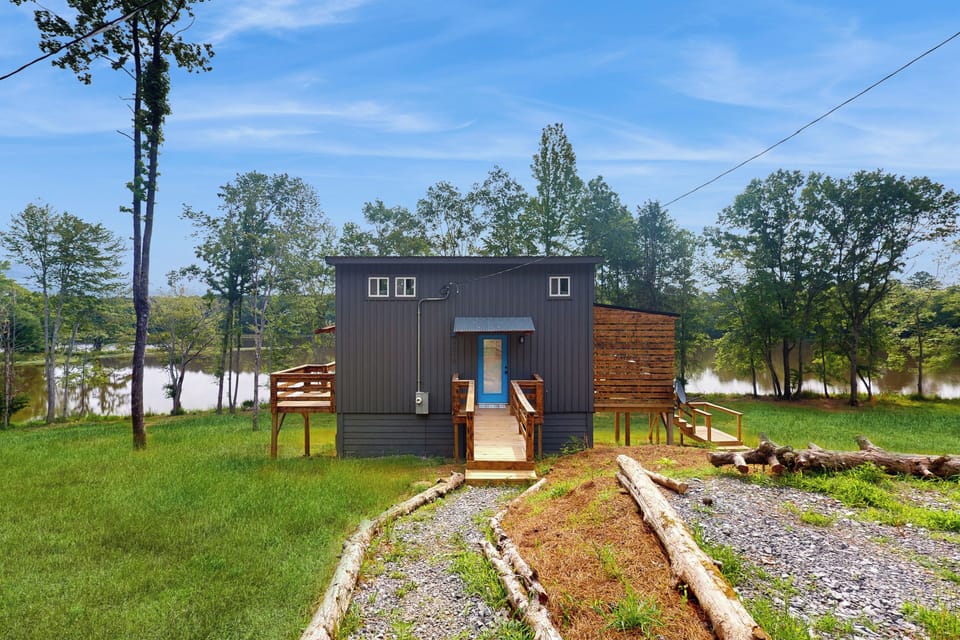 House (1 Bedroom) | Front of property