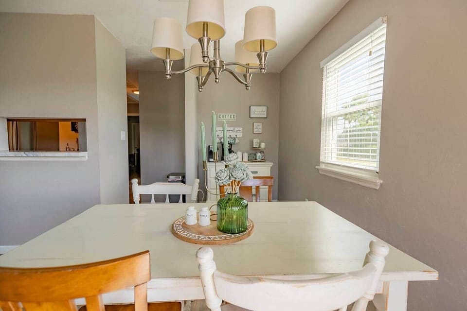 stylish dinning area.
