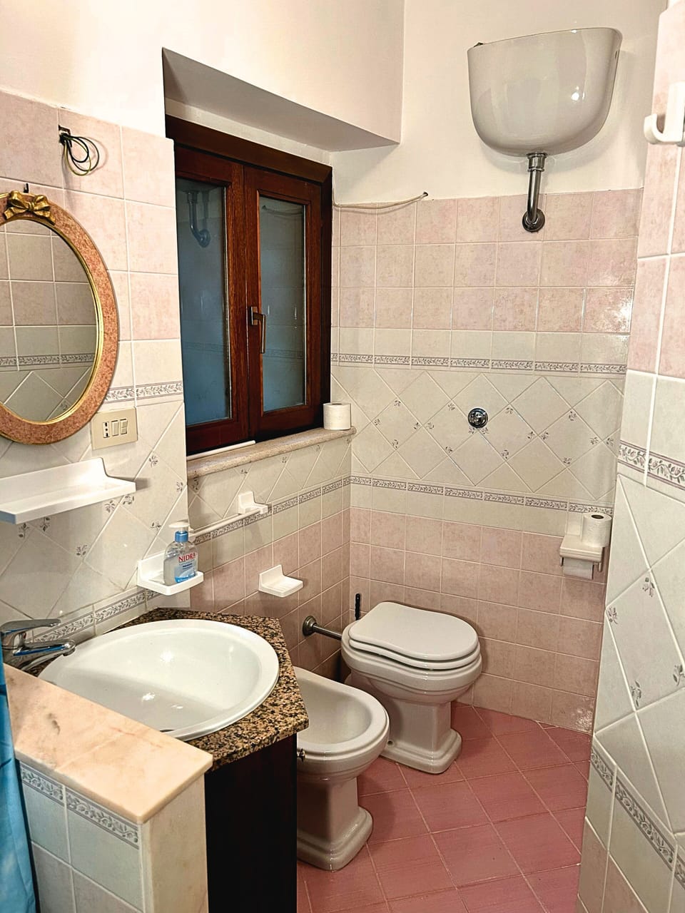 House, 2 Bedrooms, Mountain View | Bathroom | Bathrobes, bidet