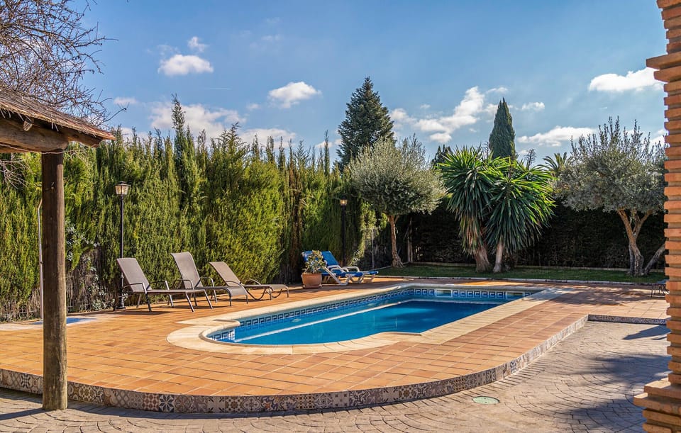 pool