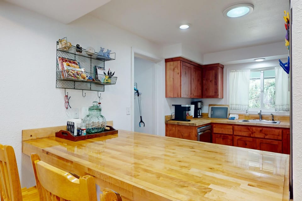 Spacious Kitchen Bar Seating