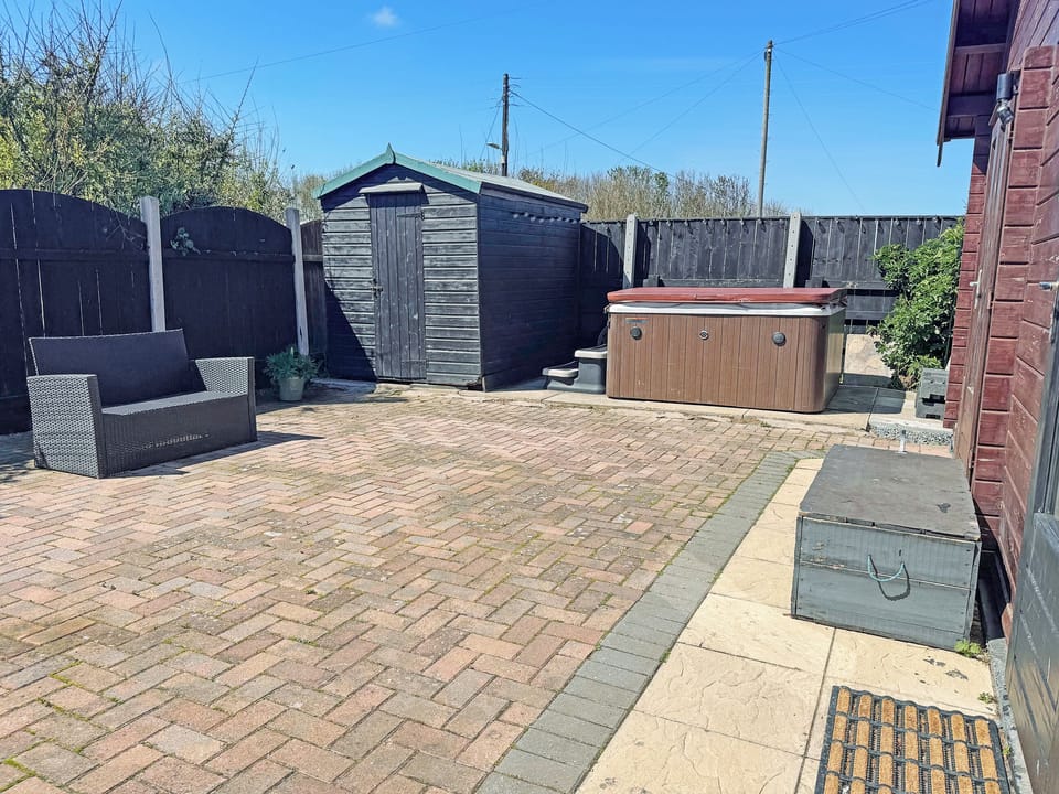 Outdoor area | The Lodge - The Sellwood Arms, Aldbrough