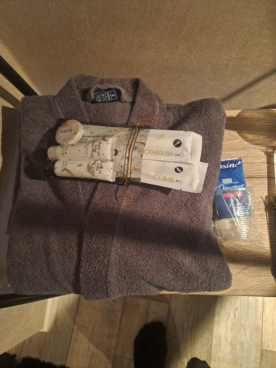 Bathroom amenities
