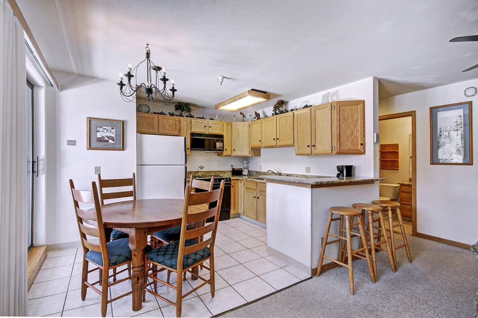 Cook up a storm in the kitchen and enjoy your meal at the dining table.
