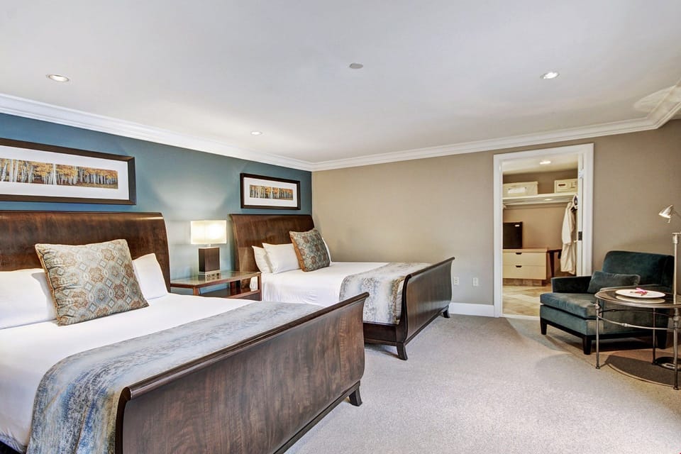 Get a peaceful night sleep in our cozy bedroom.