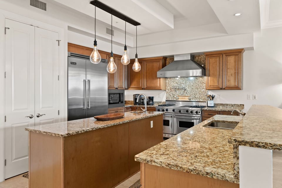 Chef's Dream Kitchen on 1st Floor
