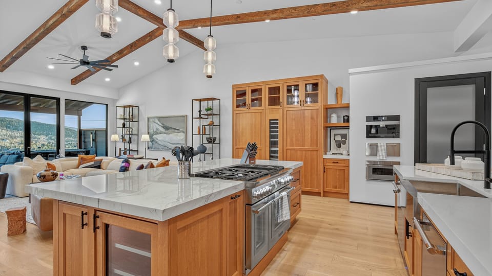 Kitchen, Upper Level