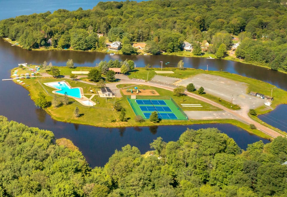 Community amenity - Island complex