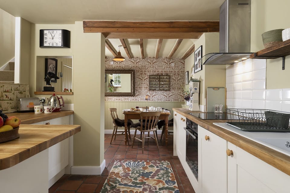 Whistlers Corner - Kitchen
