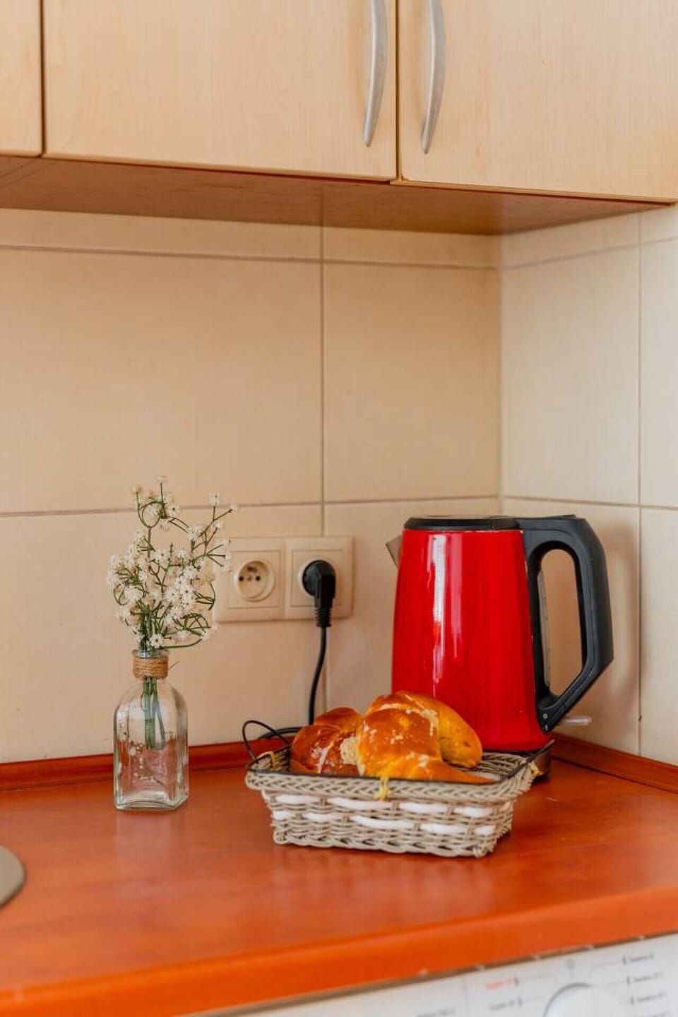 Cozy Studio for a Restful Stay | Book Now with RENTUJEMY.COM