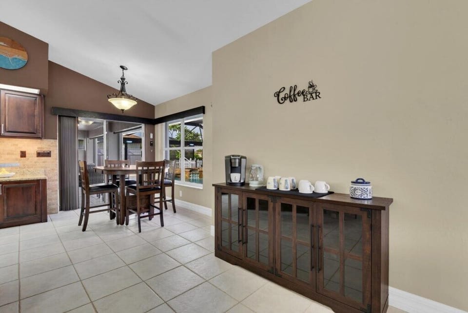 Coffee bar