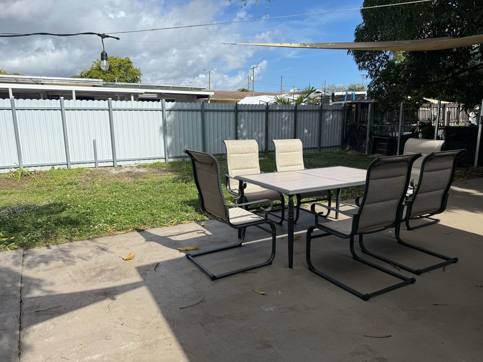 Outdoor dining